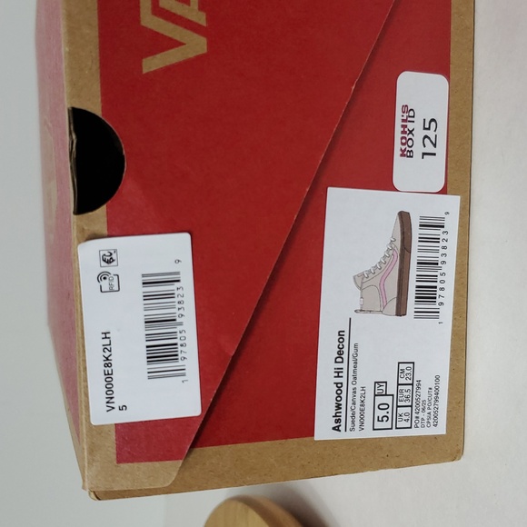 Vans Kids Ashwood Hi Decon Sneakers Youth Size 5 NIB - Picture 5 of 7